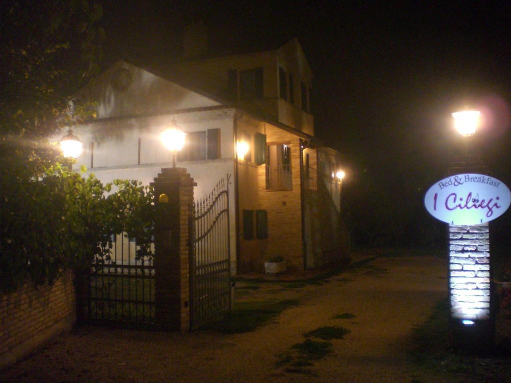 I Ciliegi Panzió Osimo Kültér fotó