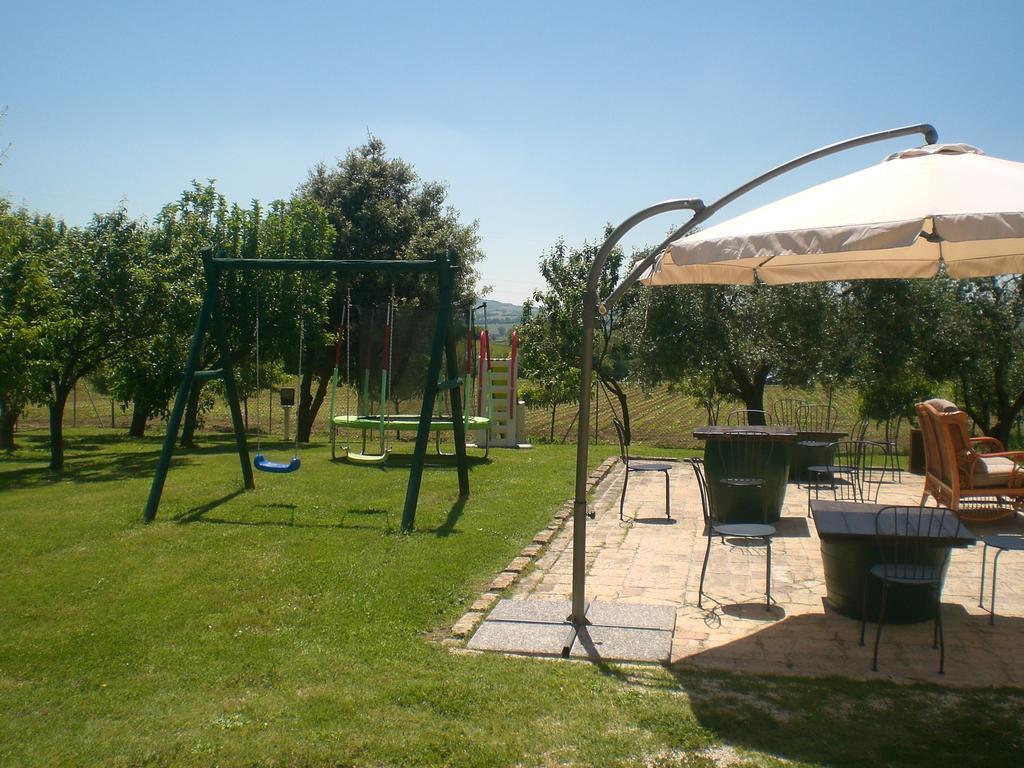 I Ciliegi Panzió Osimo Kültér fotó
